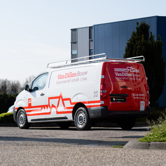 20260319 Dillen busbelettering  00519 V2 kopie