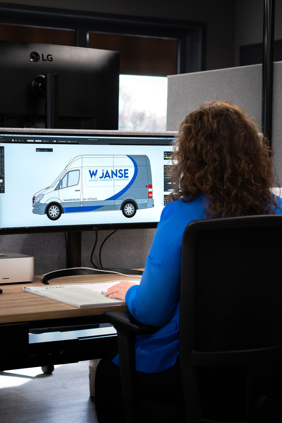 Busbelettering ontwerp signing WSmediagroep