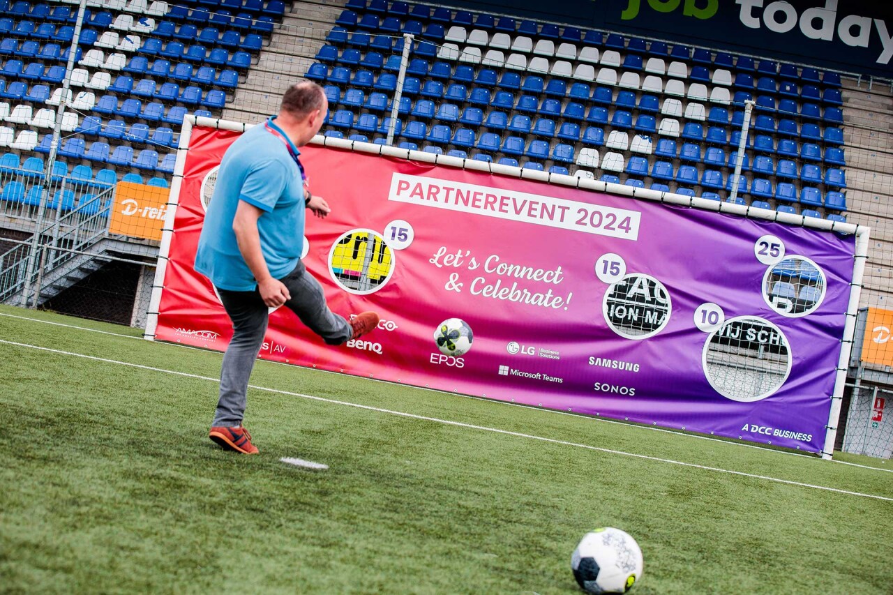 Promotiemateriaal signing Amacom Exertis 2